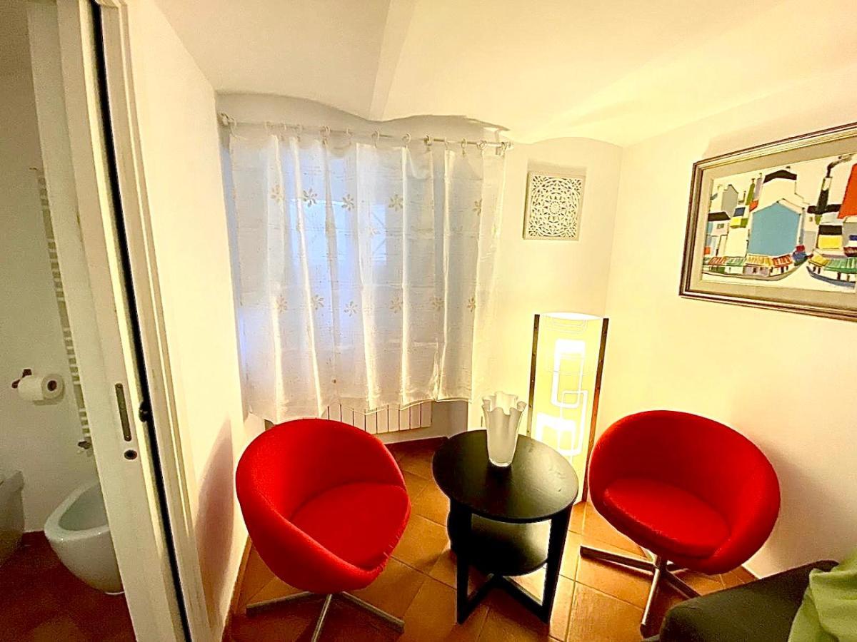 La Casa Di Ago Appartement LʼAquila Buitenkant foto