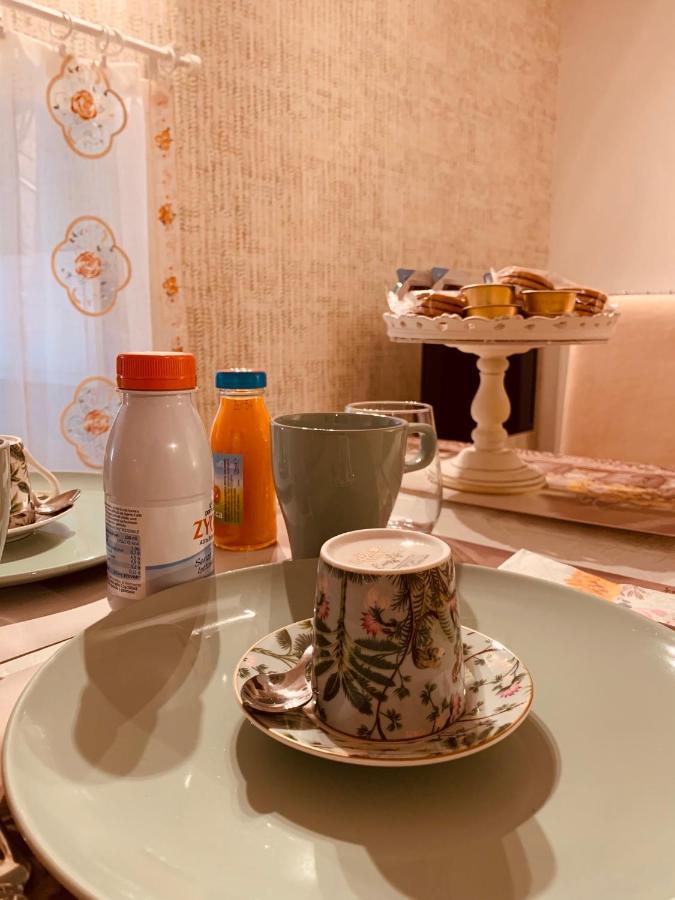 La Casa Di Ago Appartement LʼAquila Buitenkant foto