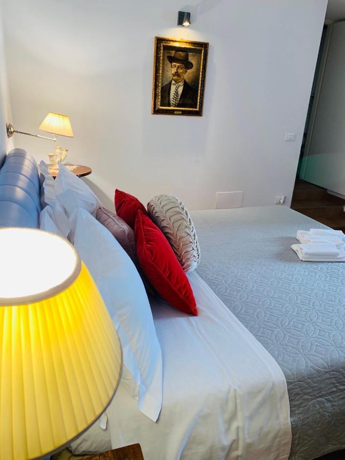 La Casa Di Ago Appartement LʼAquila Buitenkant foto