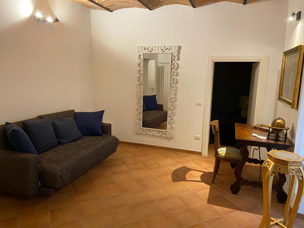La Casa Di Ago Appartement LʼAquila Buitenkant foto